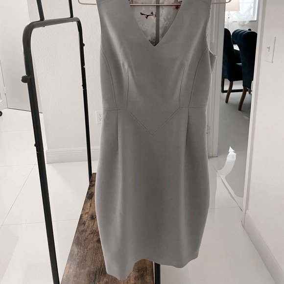 slim fit dress slacks Ted Baker Size 3 Grey Midi Dress